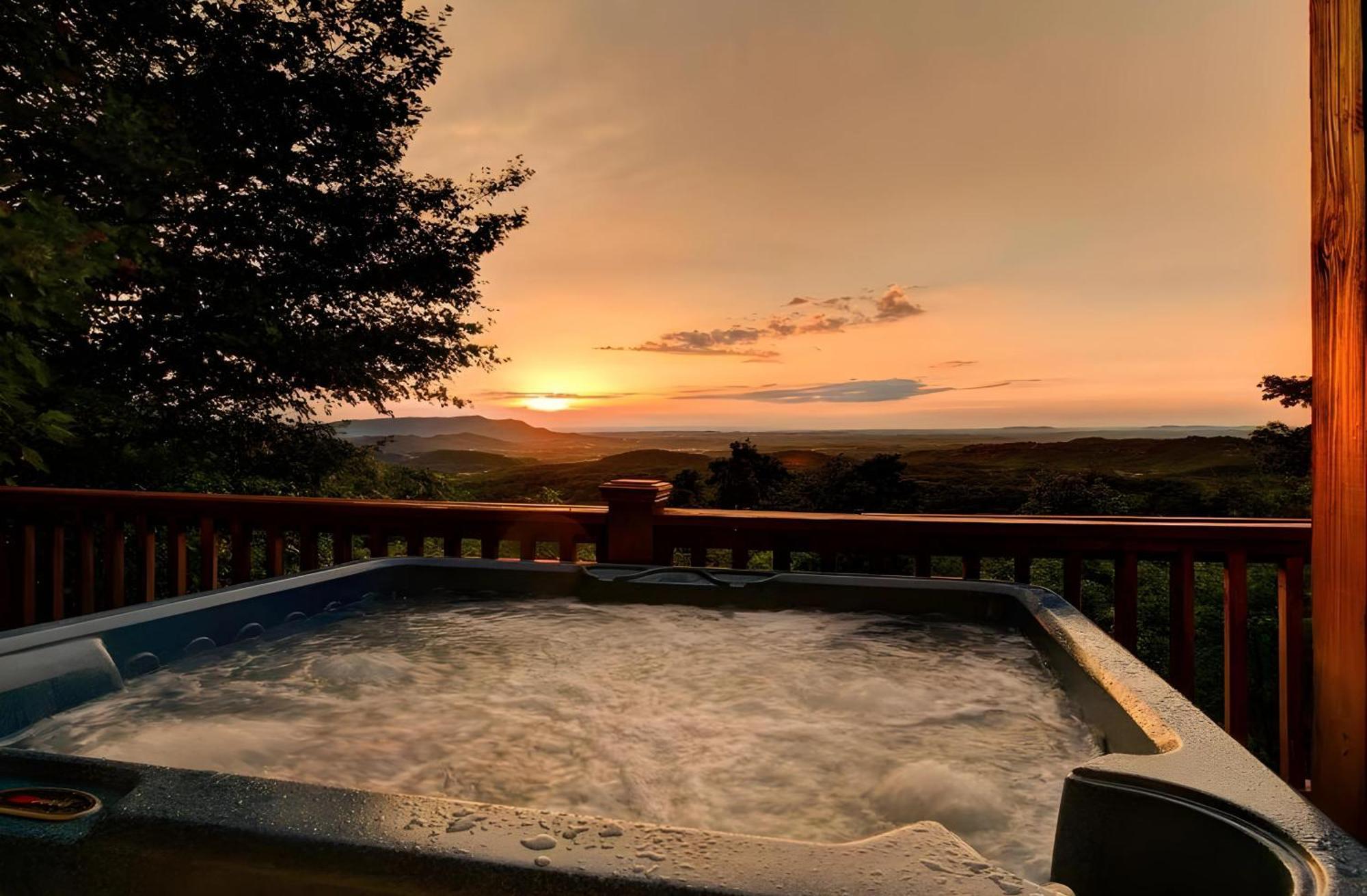 Incredible Views Hot Tub Close To Everything Sevierville Ngoại thất bức ảnh
